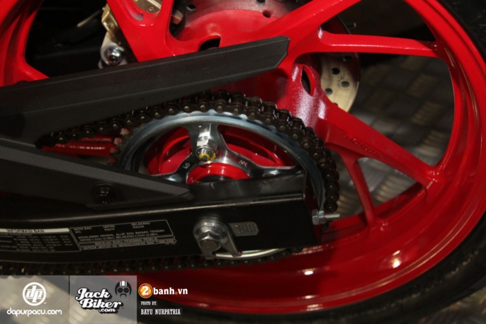 Can canh Honda CB150R StreetFire phien ban dac biet gia khoang 42 trieu dong - 14