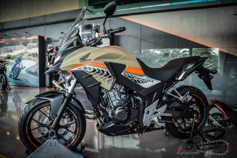 Can canh Honda CB500X 2016 mau adventure tam trung an tuong tai Motor Expo 2015