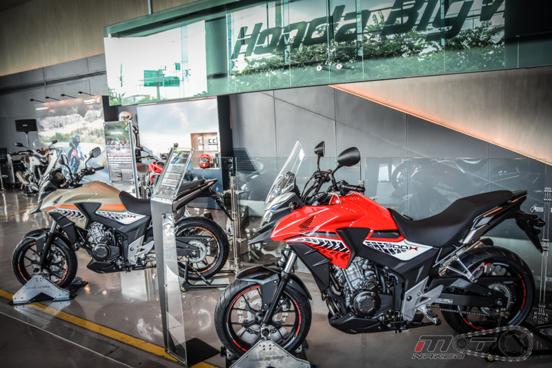Can canh Honda CB500X 2016 mau adventure tam trung an tuong tai Motor Expo 2015 - 2