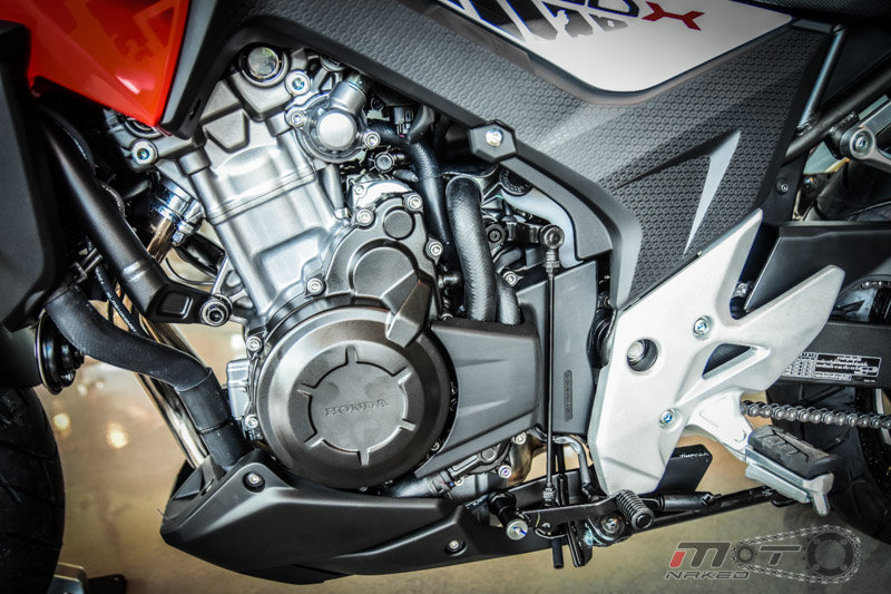Can canh Honda CB500X 2016 mau adventure tam trung an tuong tai Motor Expo 2015 - 9