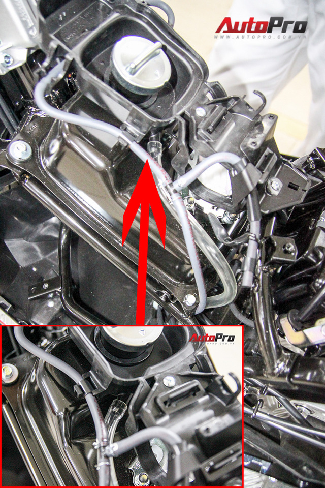 Can canh mo xe Honda Air Blade 2016 duoc trang bi dan ao cung cap - 13