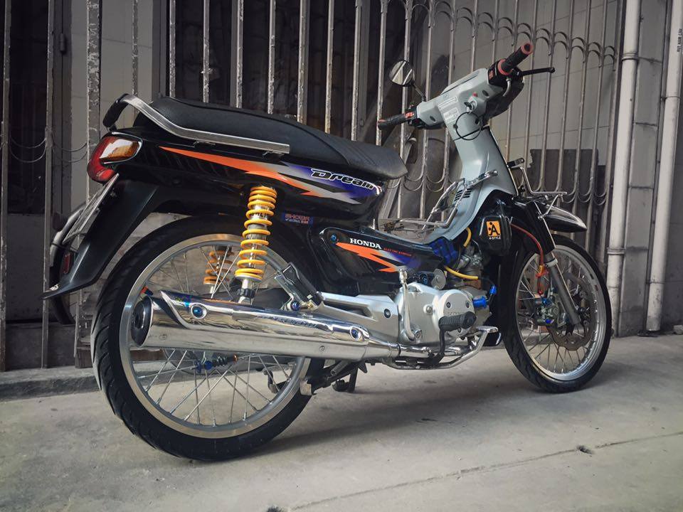 Huyền thoại Honda Dream lùn độ mới cứng tại Sài Gòn  Báo Kiến Thức