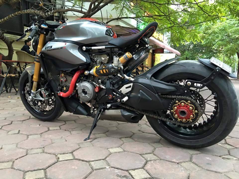Ducati 1199 Panigale S do kich doc voi phong cach Streetfighter - 4