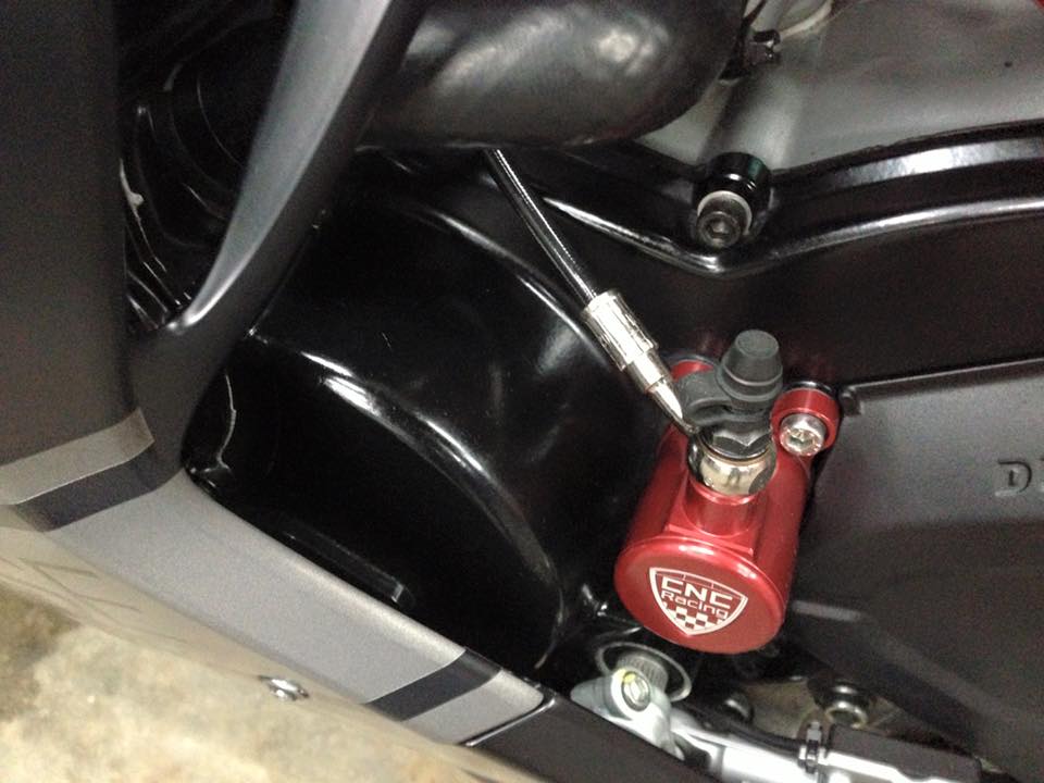 Ducati 848 EVO Corse SE do day phong cach tren dat Thai - 9