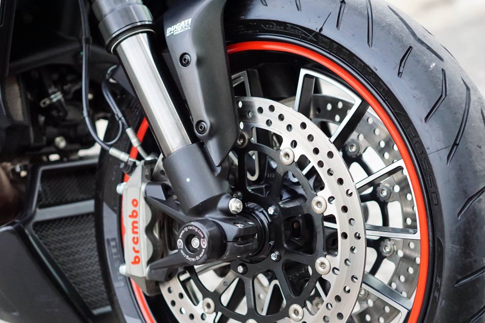 Ducati Diavel 2015 do kieng day manh me va hap dan - 3