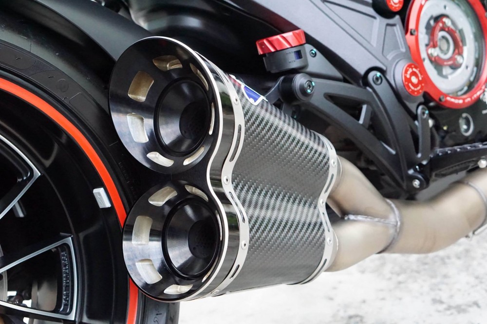 Ducati Diavel 2015 do kieng day manh me va hap dan - 7