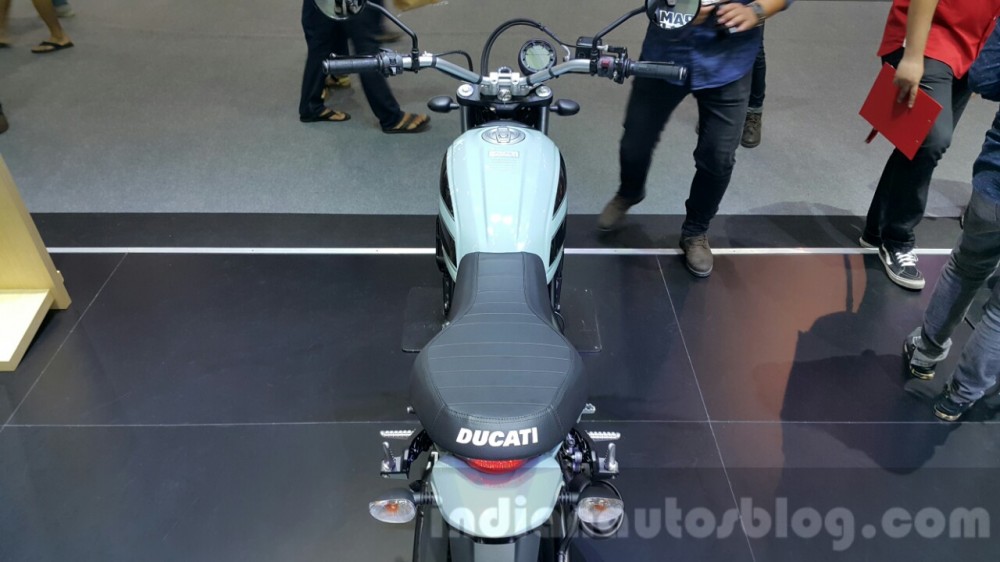 Ducati Scrambler Sixty2 chinh thuc trinh lang thi truong Dong Nam A - 11