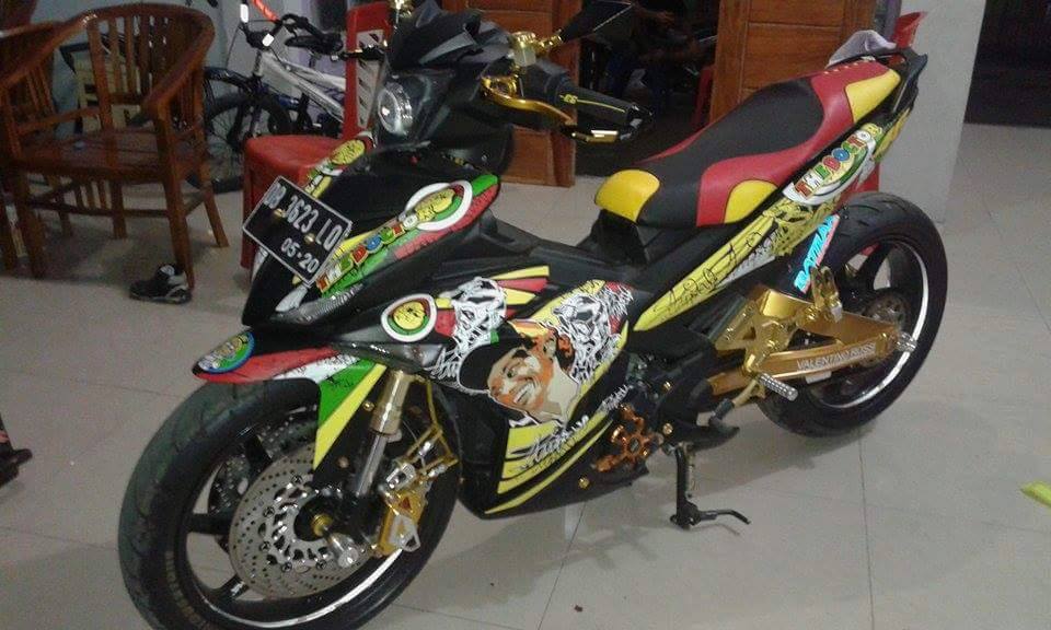 Exciter 150 do phong cach Rossi an tuong