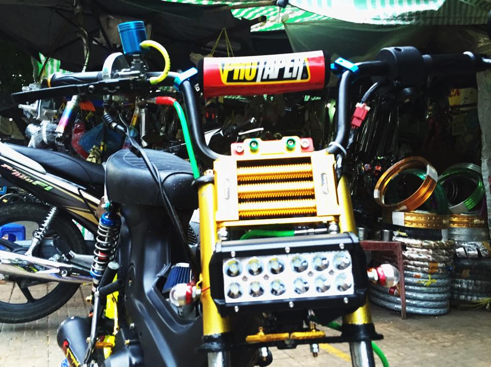 Honda Chaly 50cc phien ban do kieng 2015 - 7