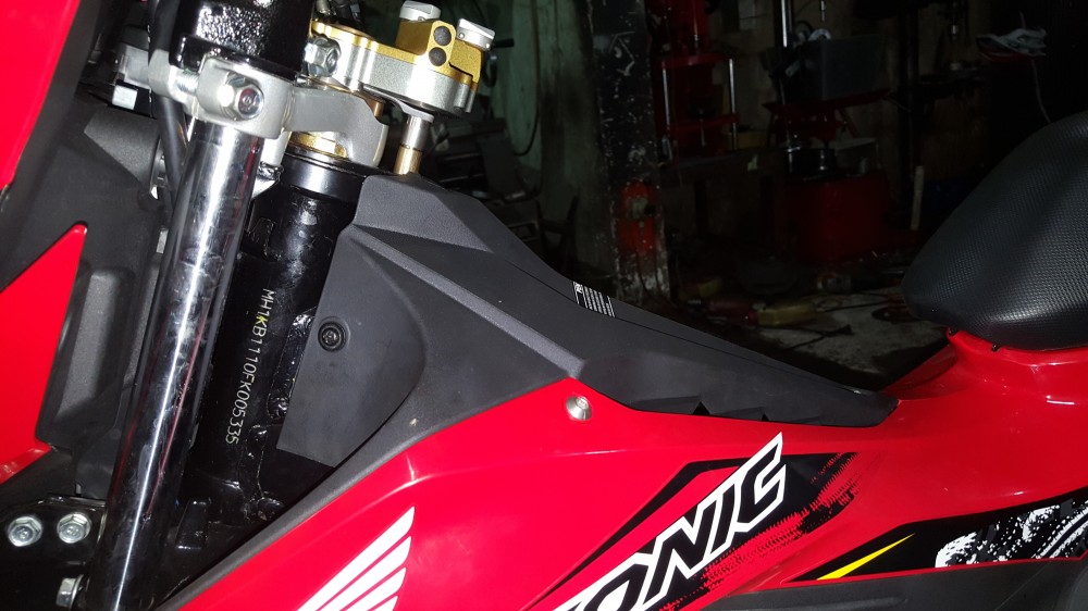 Honda Sonic 150R do khung cua biker Binh Duong