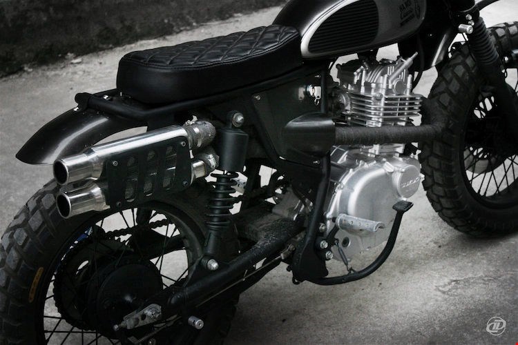 Suzuki GN250 do phong cach Scrambler cua Biker 9X Viet len bao Tay - 7