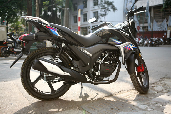 Xe côn tay Honda CBR150R 2023 phiên bản mới giá từ 72 triệu đồng