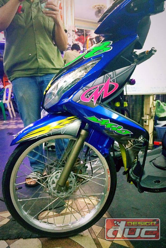 Yamaha luvias do kieng phien ban don giang sinh - 2