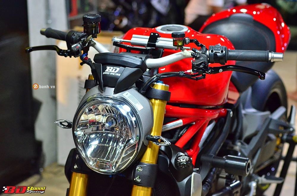 Ducati Monster 1200S do sieu ngau voi dan do choi day hang hieu - 2