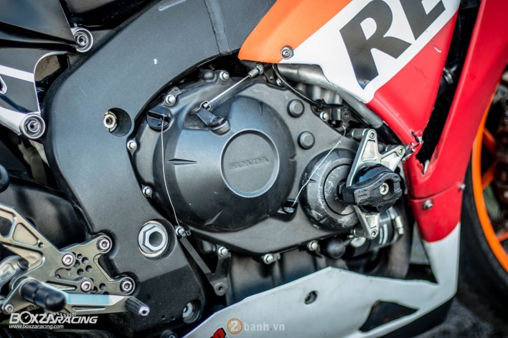 Honda CBR1000RR Repsol sieu ngau voi phong cach MotoGP - 15