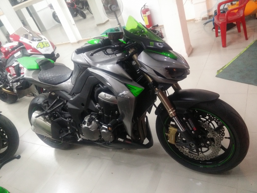 Showroom Moto Ken xe da qua su dung can ban z1000 than thanh xam xanh 2014 dep lung linh - 4