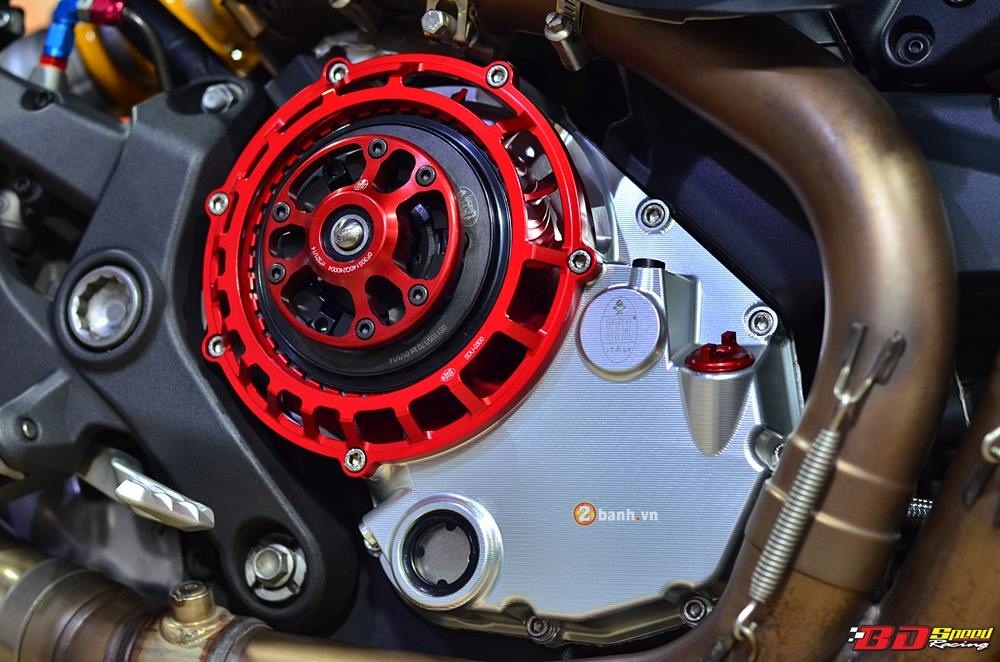 Ducati Monster 1200S do phong cach cung ve ngoai day an tuong - 4