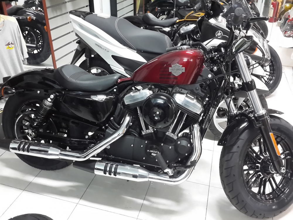 Nhung chiec Harley Davidson 48 2016 dau tien tai Viet Nam Motor DUC QUANG NGAI - 10