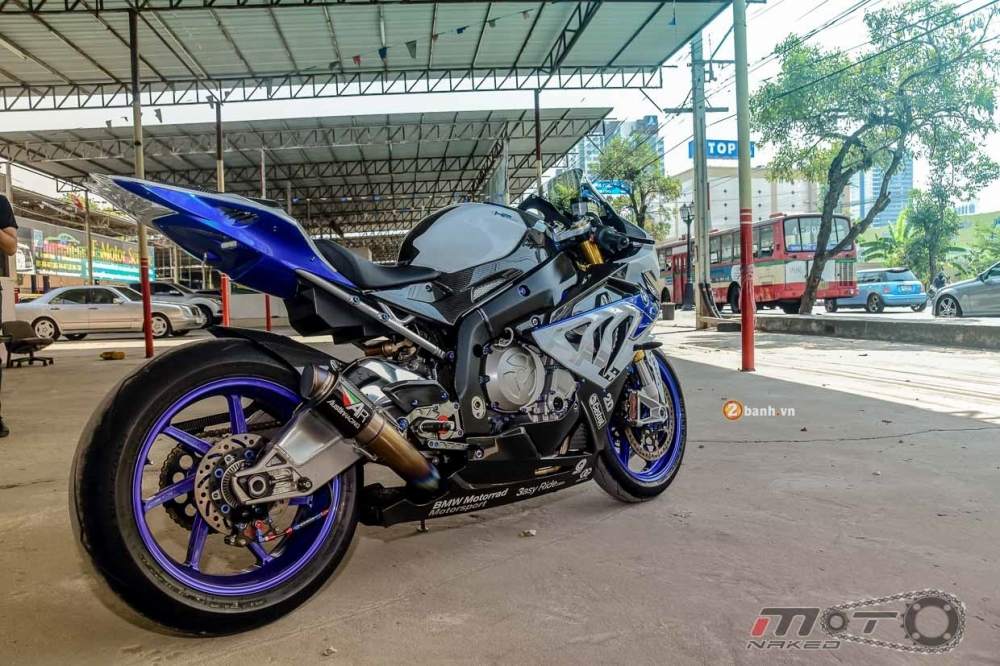 BMW HP4 day phong cach voi ban do ProBolt noi bat - 20