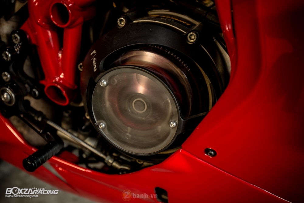Ducati 1098S dep mat trong mot ban do dang cap - 11