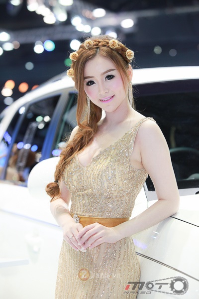 Nhung bong hong vo cung xinh dep tai trien lam Bangkok Motor Show 2016 - 43