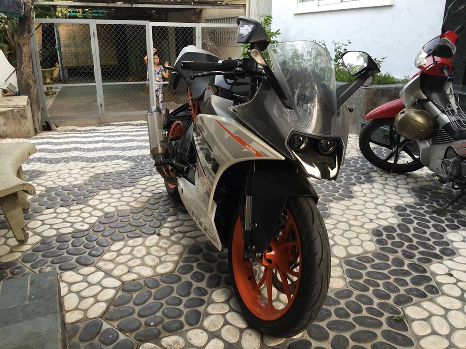 Can ban KTM RC390 Date 2015 - 2