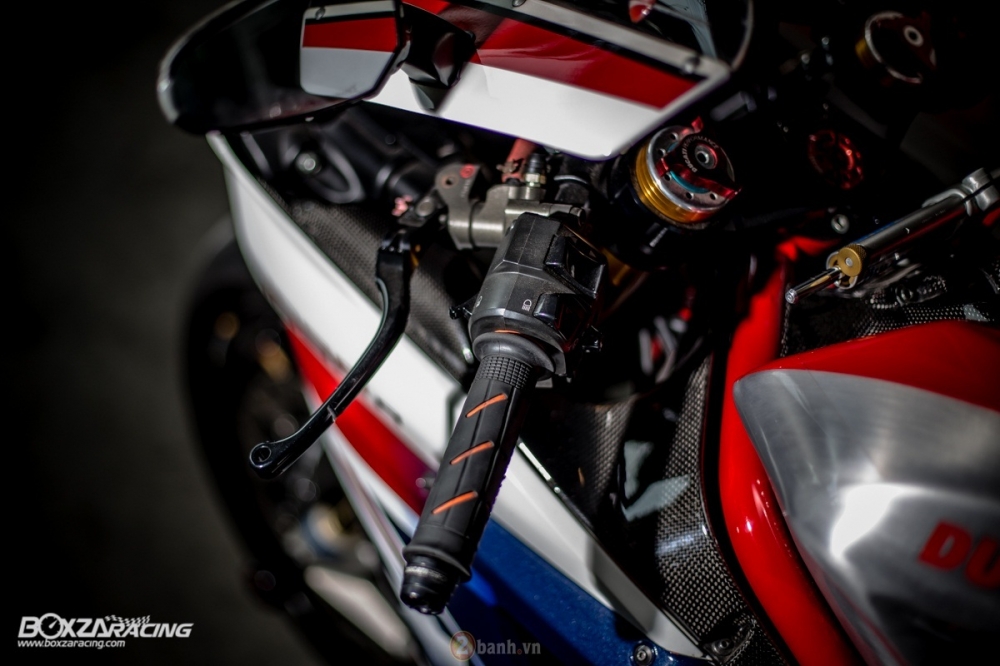 Ducati 1098R phien ban gioi han Troy Bayliss do sieu khung tu JC Superbike - 12