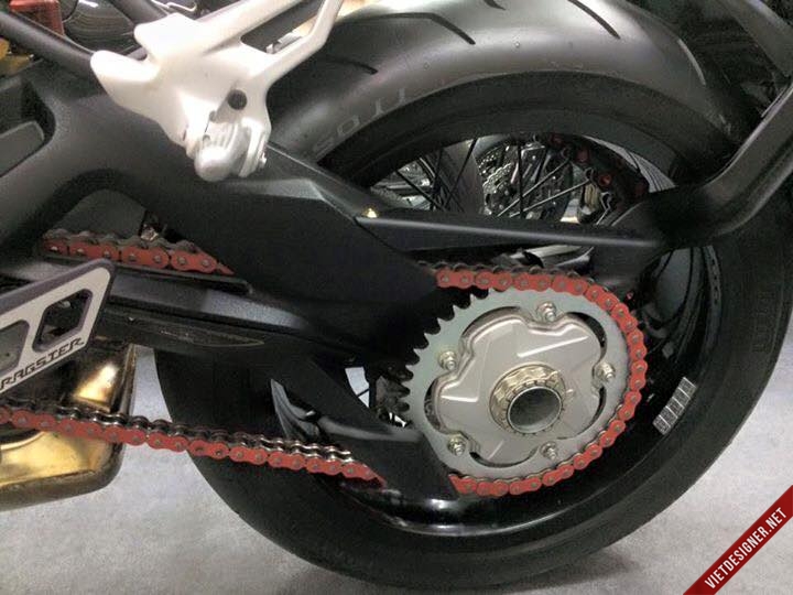 MV agsuta Dragster 800cc ban dac bietxe lan banh thapgia giat minh - 3