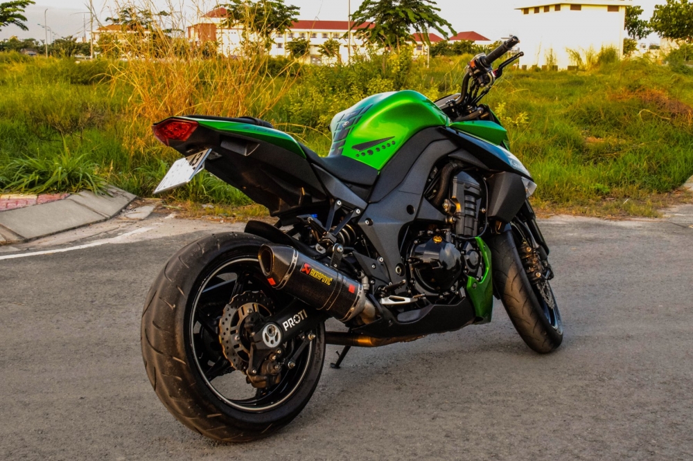 Su hap dan tu chiec Kawasaki Z1000 phien ban cu - 7