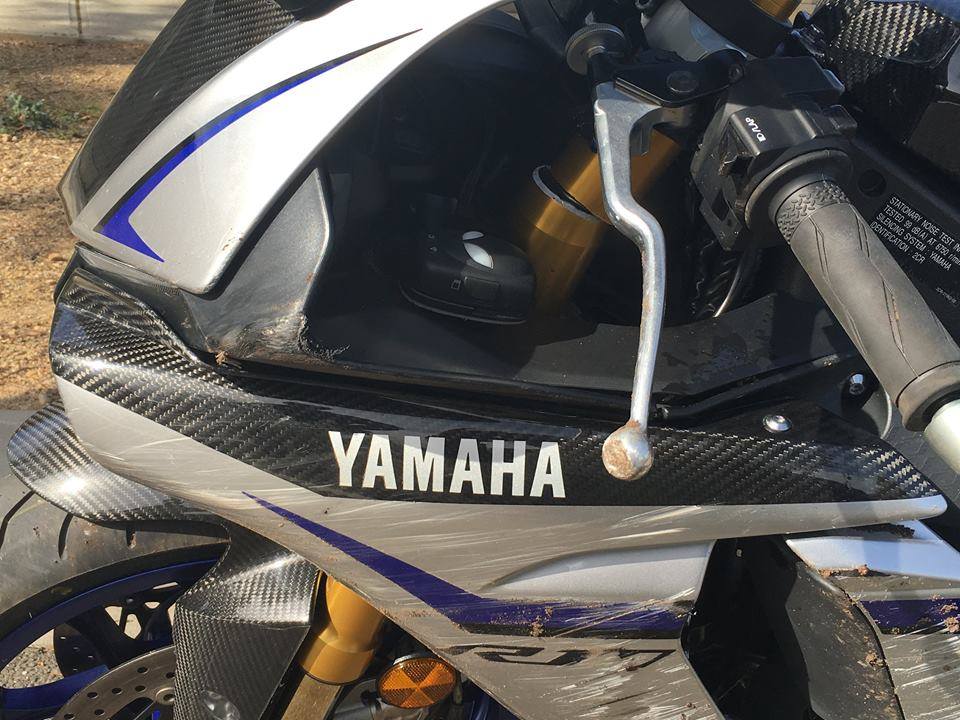 Giam xoc Ohlins tren Yamaha R1M gay ngang khi dang van hanh - 2