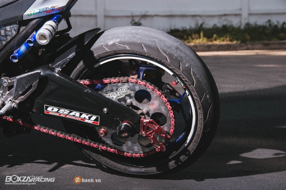 Kawasaki Z250 day chat choi trong phien ban Stunt Bike - 10