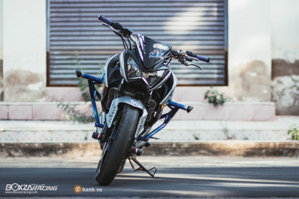 Kawasaki Z250 day chat choi trong phien ban Stunt Bike - 3