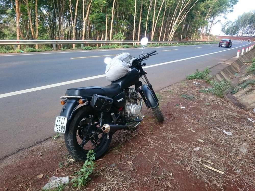 Xe Cafe Racer - 3