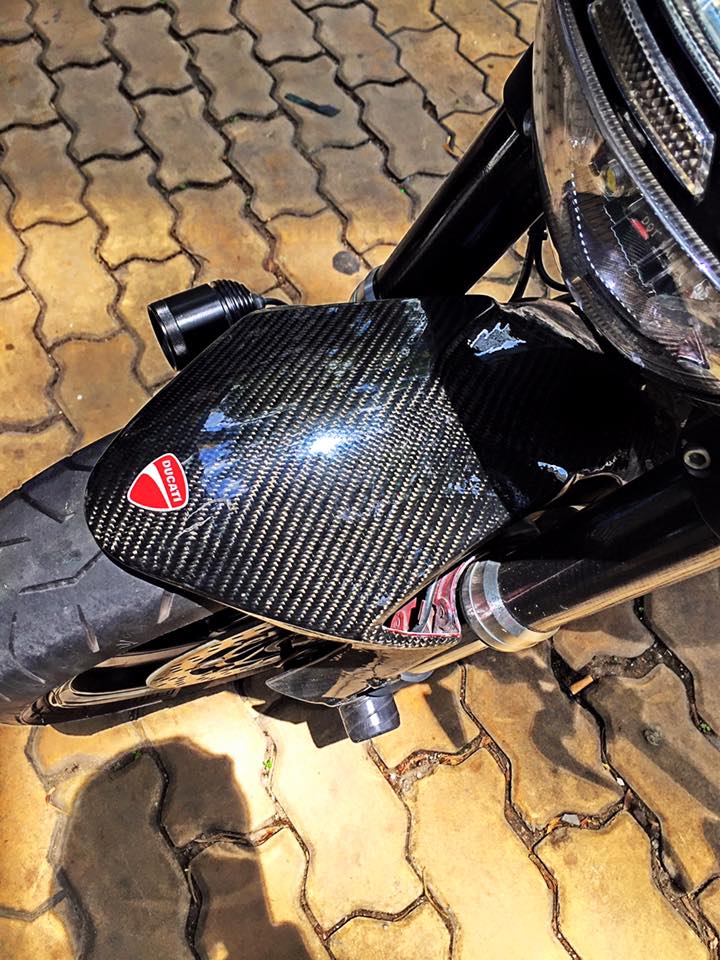 Ducati 796 chat choi voi cac option gia tri - 8