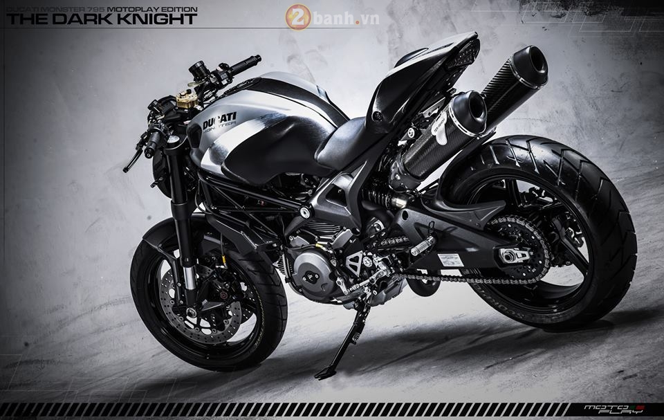 Ducati Monster 795 sieu ngau voi phien ban The Dark Knight - 4