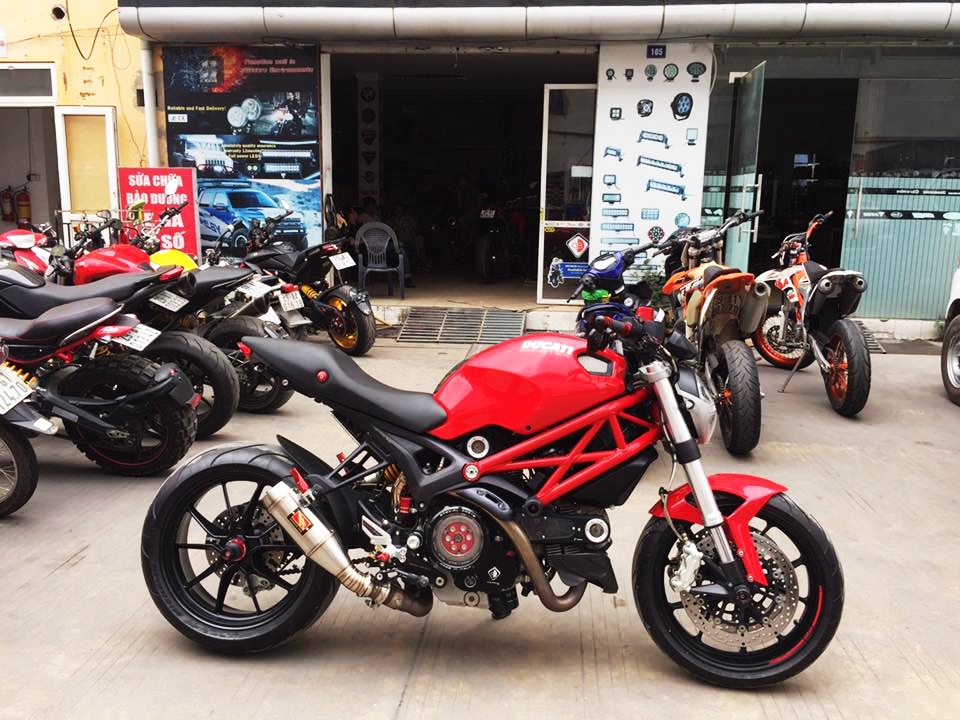 Ducati Monster 796 sang chanh voi mot loat option hang hieu cua biker Viet - 9
