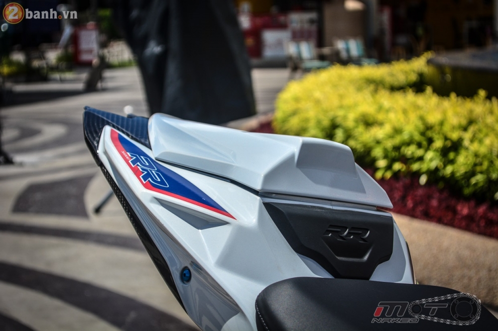 BMW S1000RR 2015 hut hon trong ban do cuc chat cua biker Thai - 16