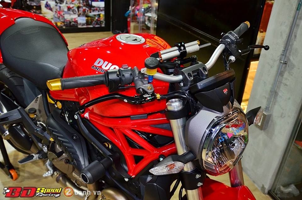 Ducati Monster 821 cuc chat ben dan do choi hang hieu - 3
