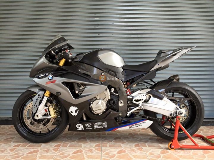 BMW S1000RR ban do don gian tu do chinh hang day chat luong - 2