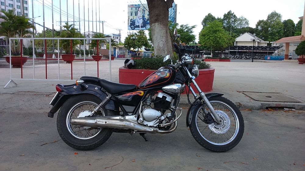 ban chiec xe moto husky 150cc do dang rebell co dien - 5
