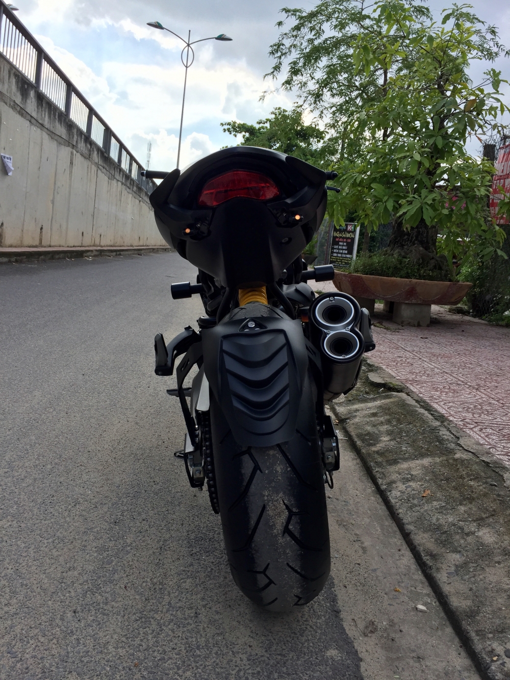 Can ban Ducati 821 dk 2016 chay duoc 2000km moi 99 - 3