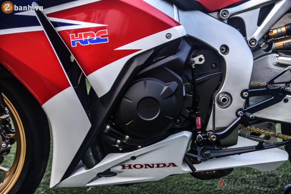Honda CBR1000RR SP sieu khung trong ban do Racing Performance - 30