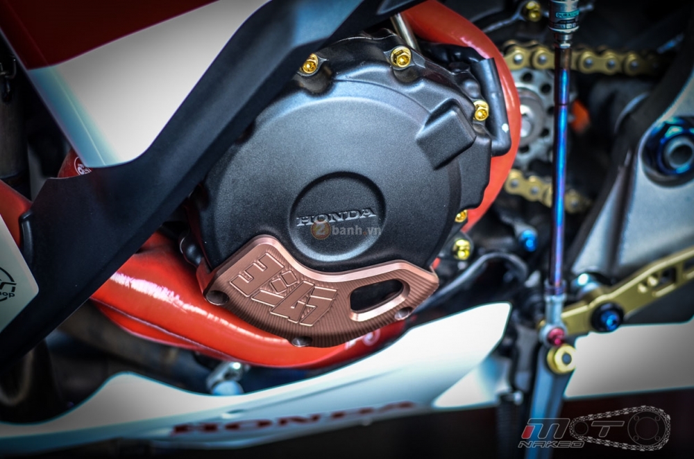 Honda CBR1000RR SP sieu khung trong ban do Sport Racing - 16