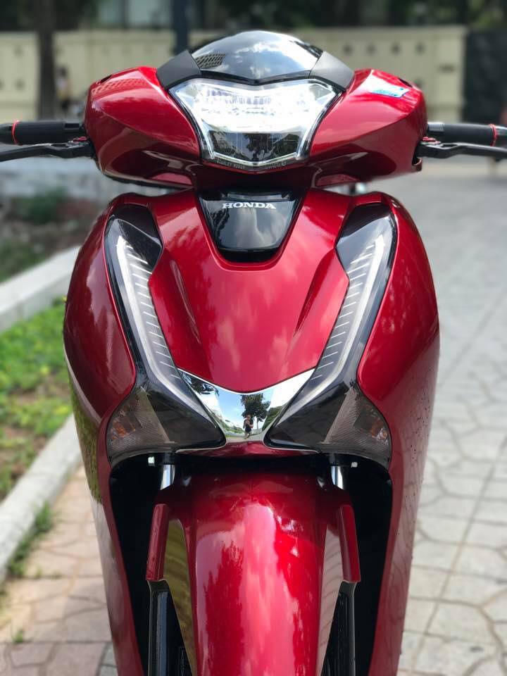 Honda SH 150i ABS 2017 màu đỏ trông thế nào  Xe máy