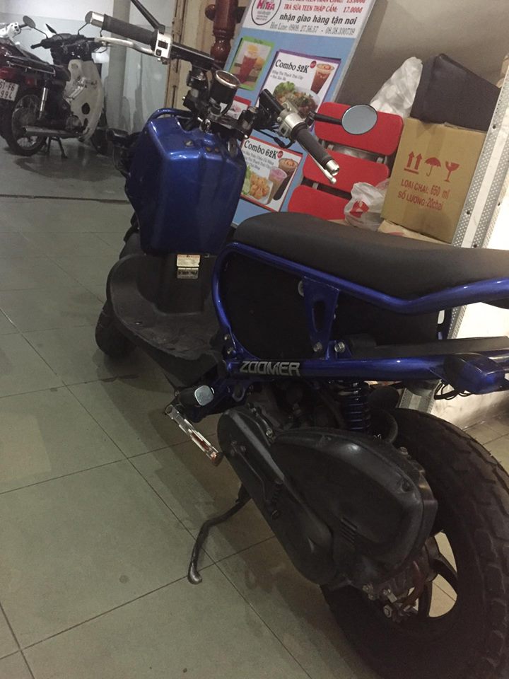 xe ZOOMER 50cc vo nhieu do choi gia re - 4