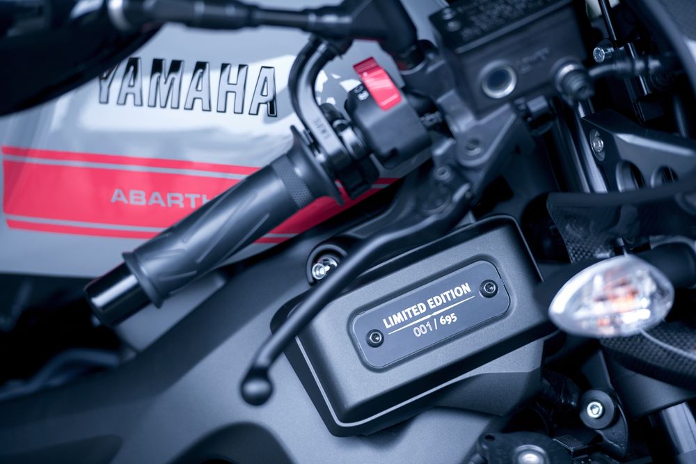 Yamaha XSR900 Abarth phien ban gioi han vua duoc ra mat tai EICMA 2016 - 8