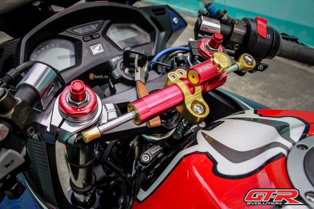 Honda CBR650F phien ban GTR Evolution day dac sac - 4