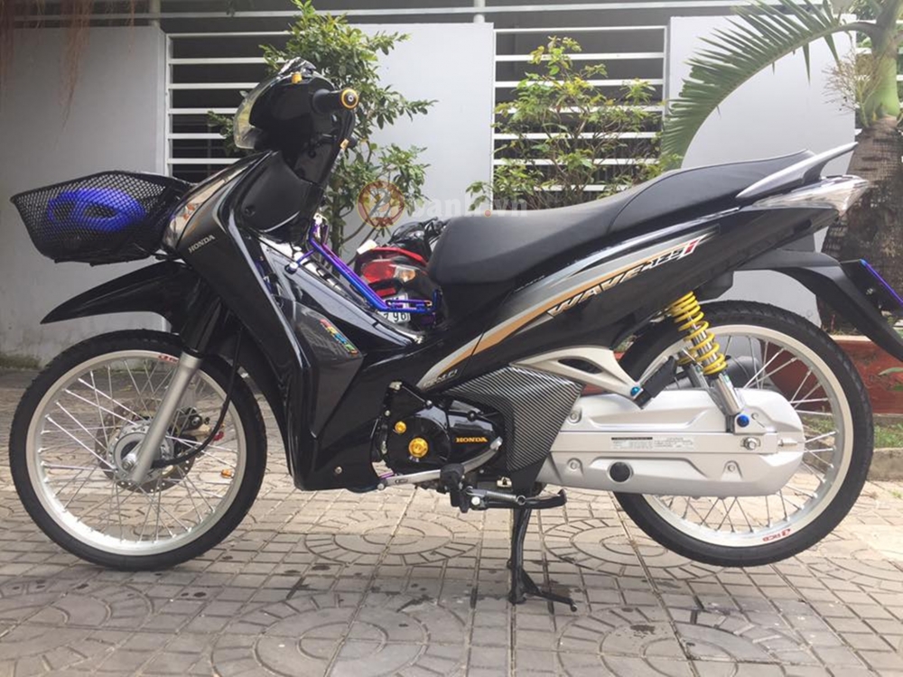 Wave 125i don dep lung linh truoc them Giang Sinh - 3