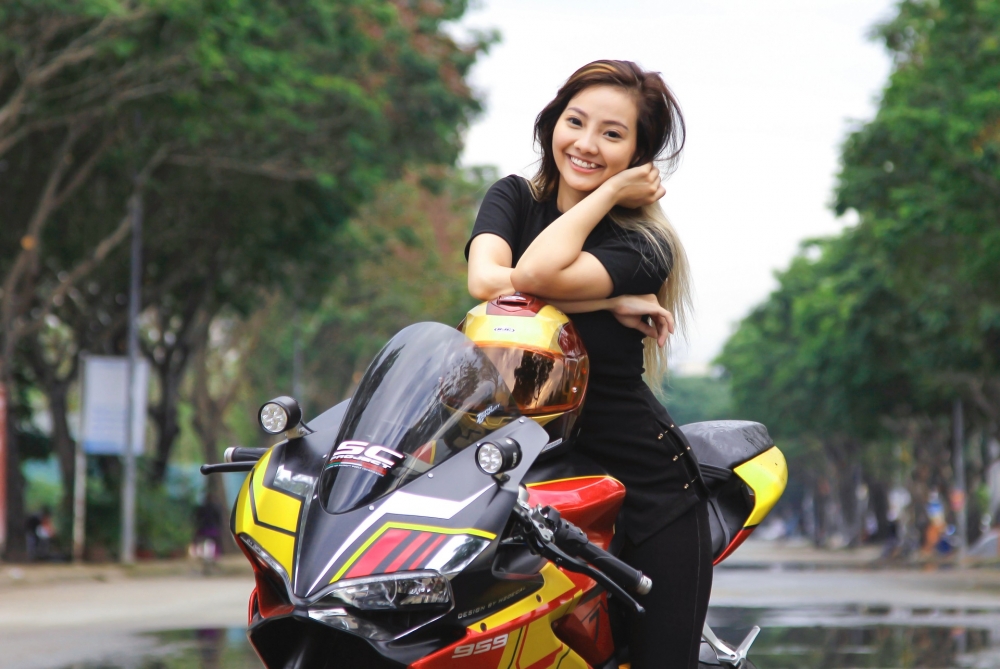 Ducati 959 Panigale phien ban Iron man cua nu biker 9X Sai Thanh - 8