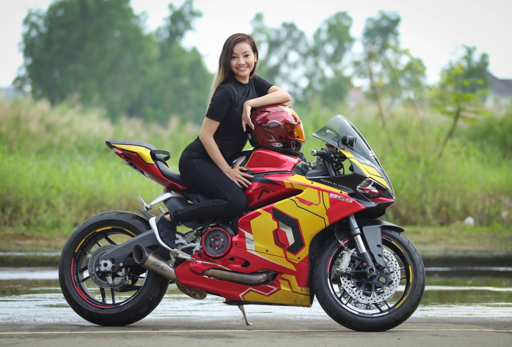 Ducati 959 Panigale phien ban Iron man cua nu biker 9X Sai Thanh - 12